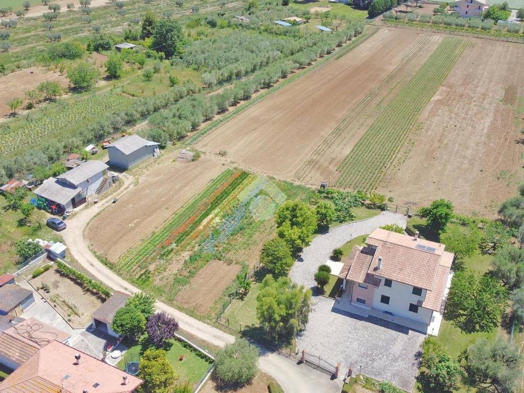 Terreno a Giulianova in Via Campocelletti - Foto 2