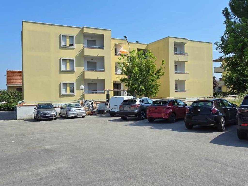 Appartamento a Nereto in Via Ignazio Silone - Foto 2