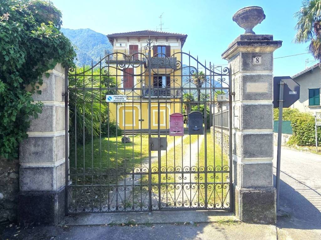 Appartamento a Castelveccana in Via Monfalcone, 1 - Foto 2