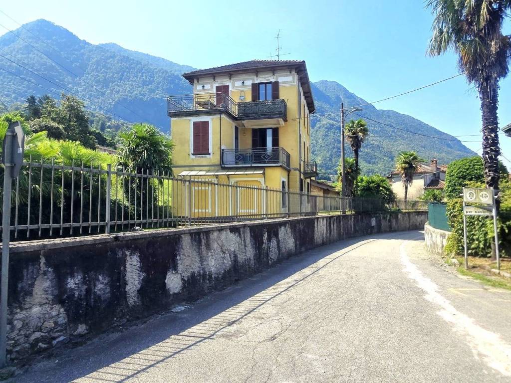 Appartamento a Castelveccana in Via Monfalcone, 1 - Foto 3