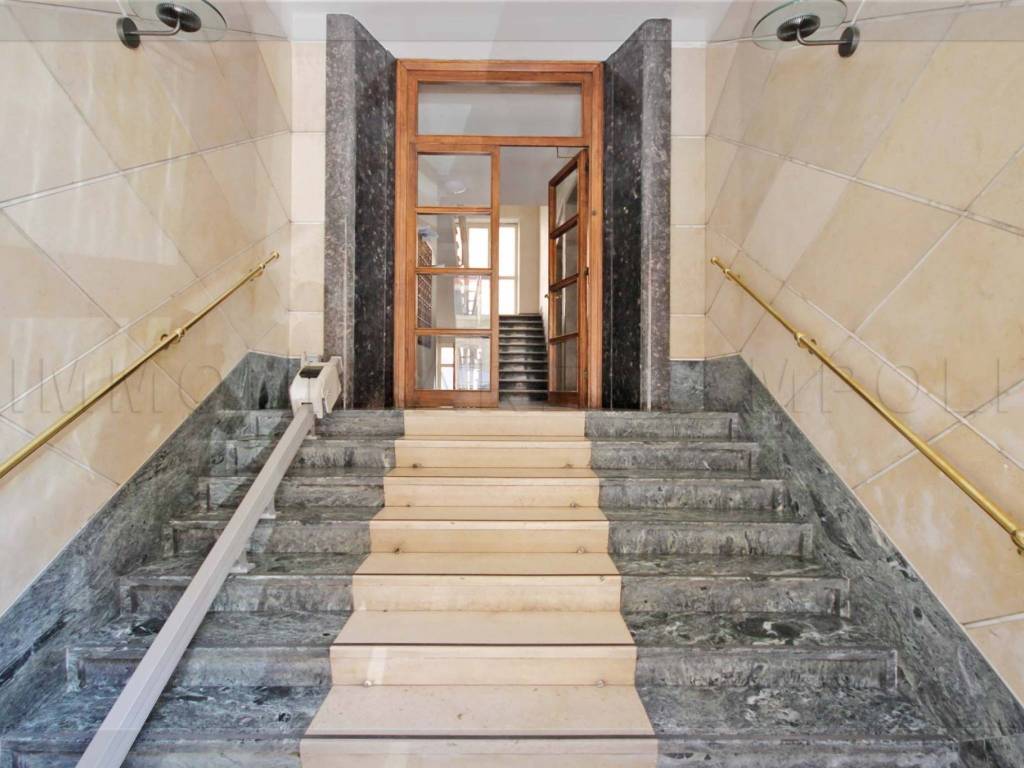 Appartamento a Roma in Via Emilio Faà Di Bruno, 30 - Foto 3
