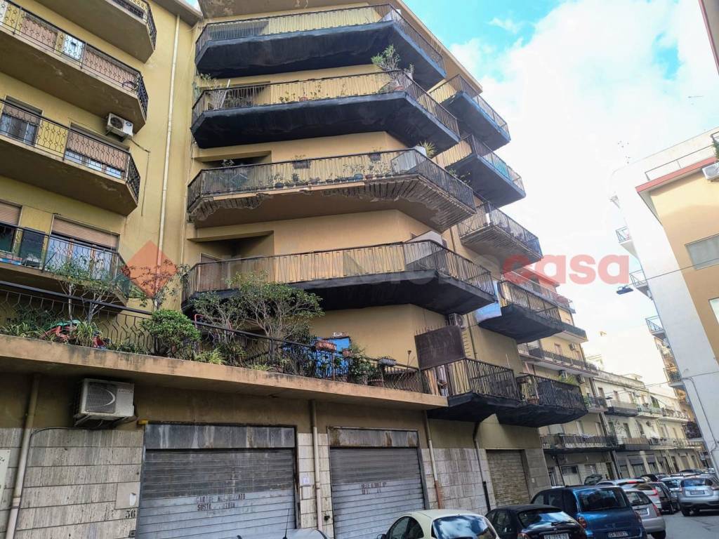 Appartamento a Reggio calabria in Via Enzo Misefari , 58 - Foto 4