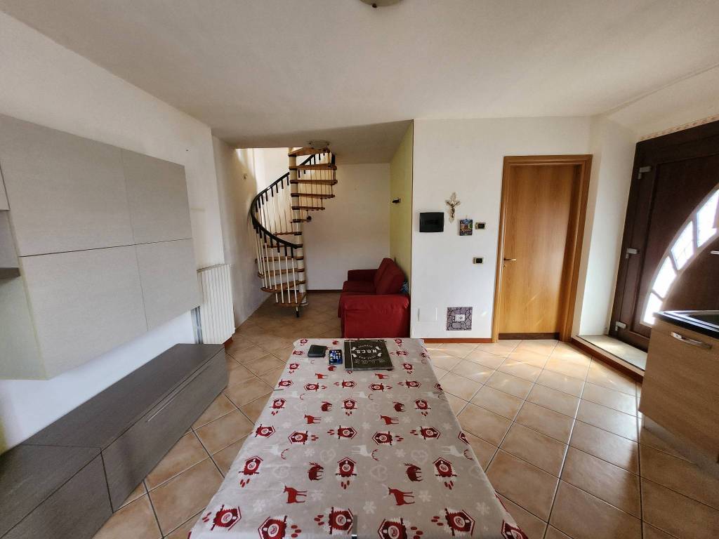 Appartamento a Castiglione olona in Via Gastone Lucioni - Foto 5
