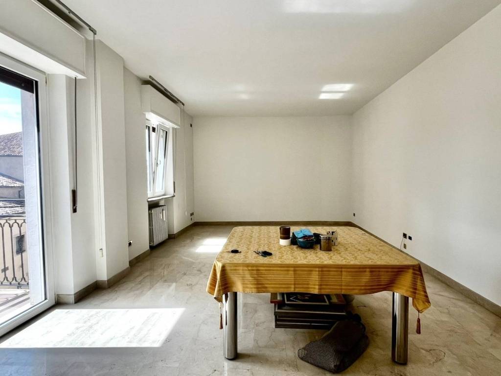 Appartamento a Verona in Vicolo Volto San Luca, 18 - Foto 3