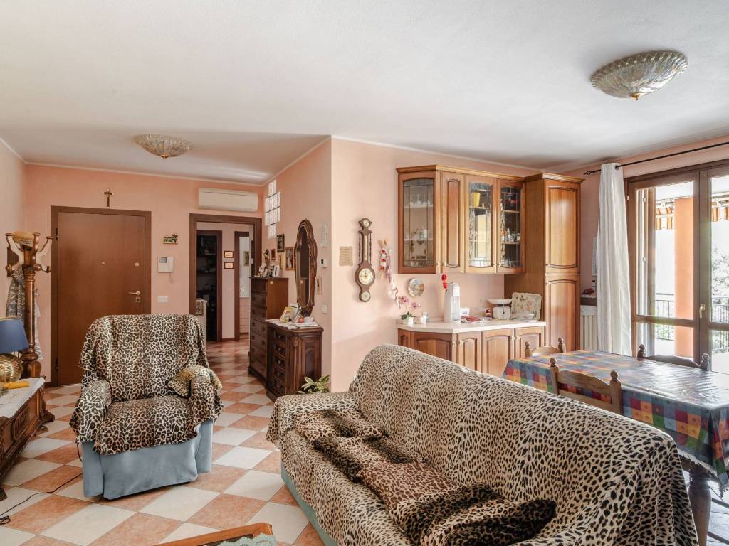 Appartamento a Grezzana in Viale Europa, 13 - Foto 2