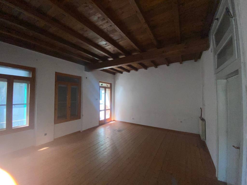 Appartamento a Verona in Via San Nazaro, 73 - Foto 3