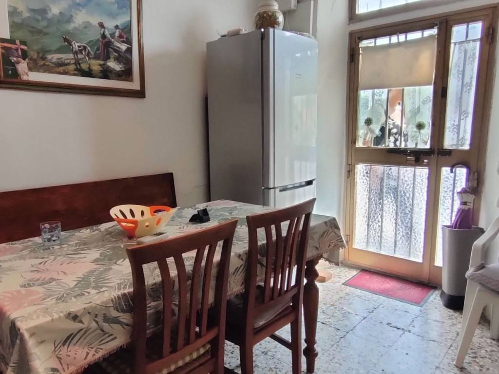 Casa indipendente a Prato in Via dei Trebbi - Foto 2