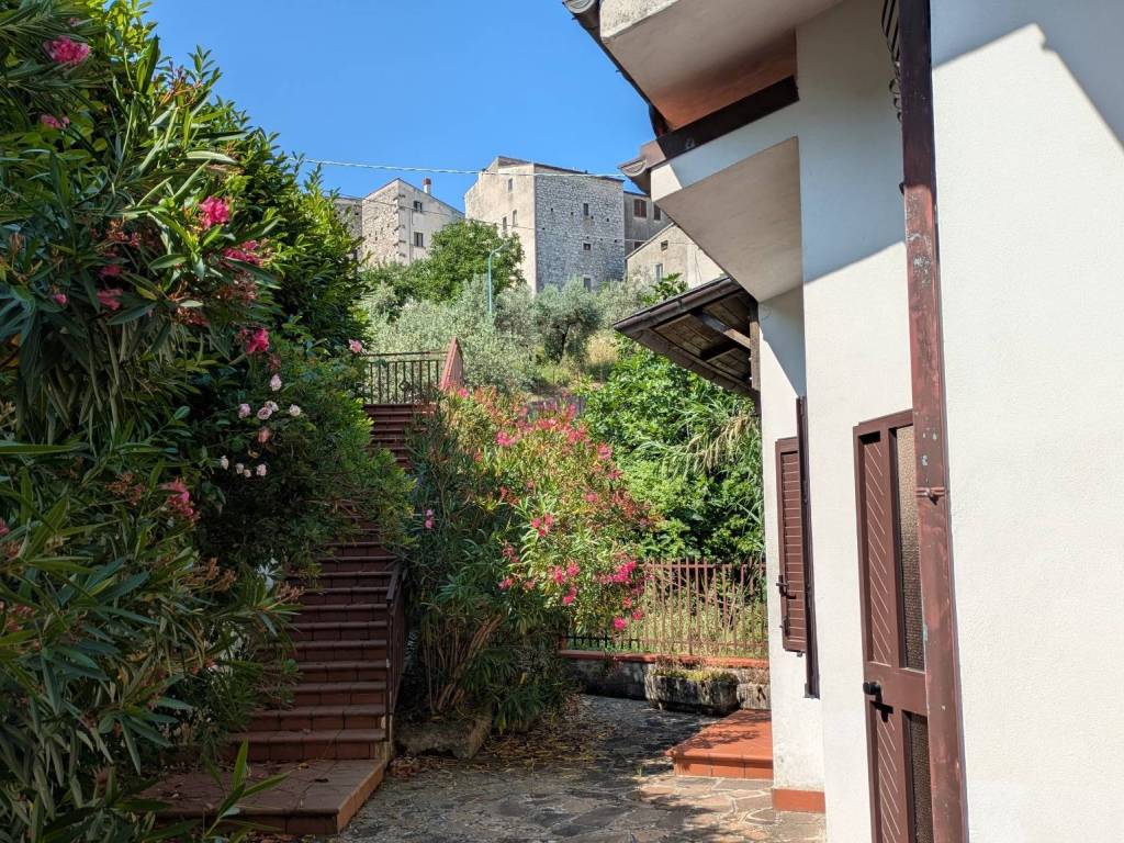 Villa a Longano in Via Cortine, 13 - Foto 4