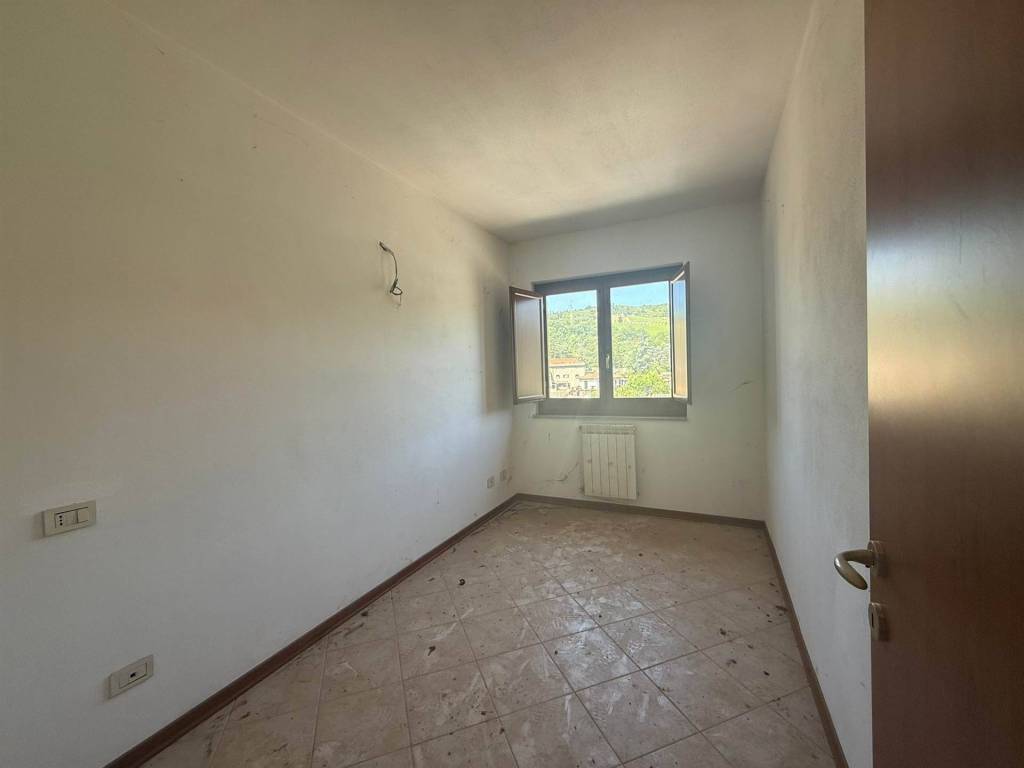 Appartamento a Gaiole in chianti in Via Giuseppe Verdi - Foto 2