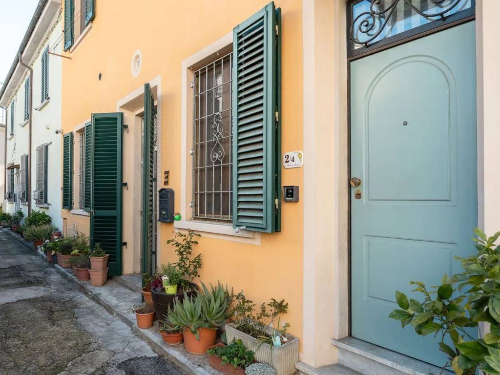 Casa indipendente a Pistoia in Via Monfalcone - Foto 2