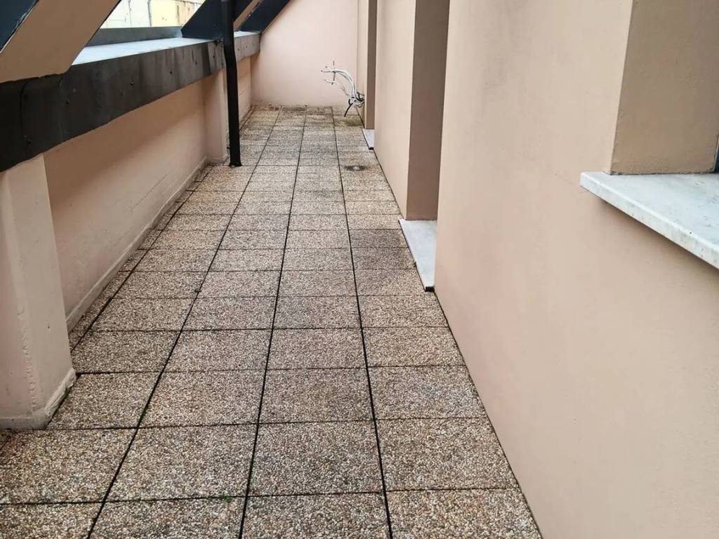 Appartamento a Prato in Via Don Giovanni Minzoni - Foto 2
