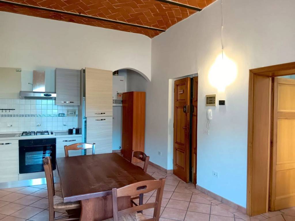 Appartamento a Pistoia in Via Niccolò Puccini - Foto 2