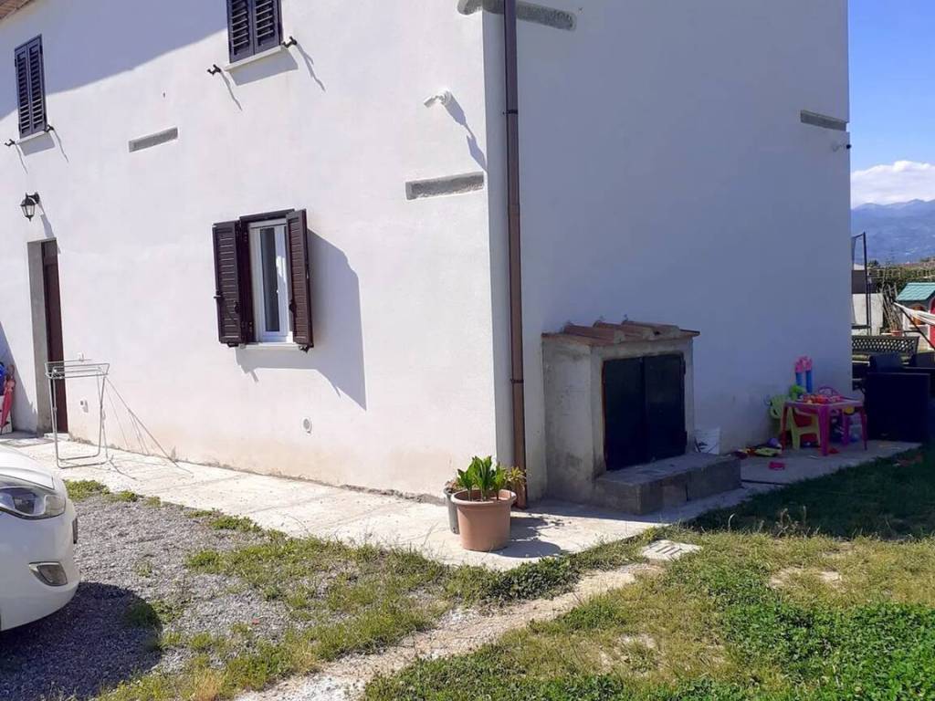Villa a Pistoia in Strada Provinciale di Montalbano, 17 - Foto 3