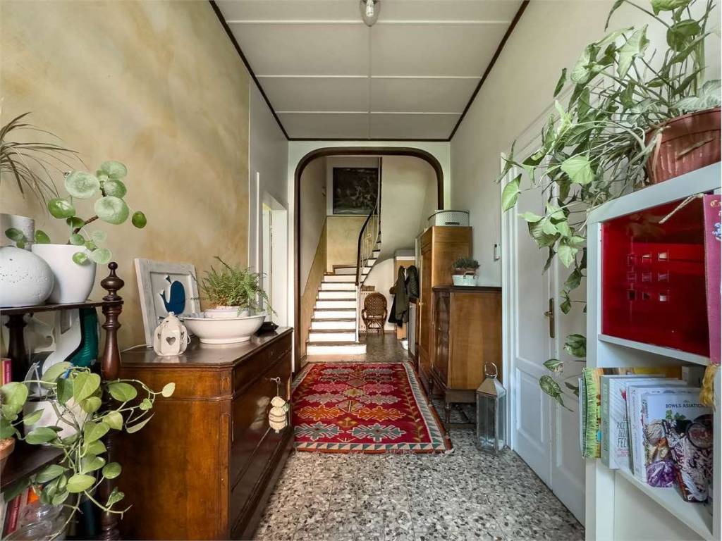 Casa indipendente a Sesto calende in Via Gramsci - Foto 3