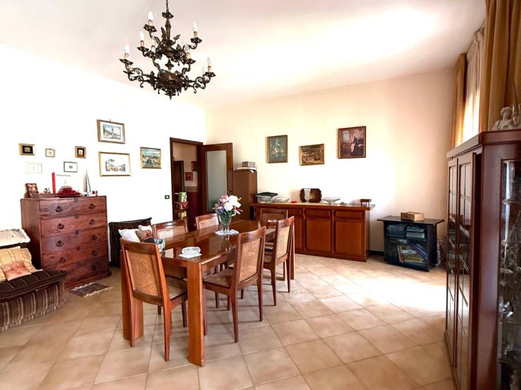 Appartamento a Caserta in Via Francesco Petrarca, 59 - Foto 3