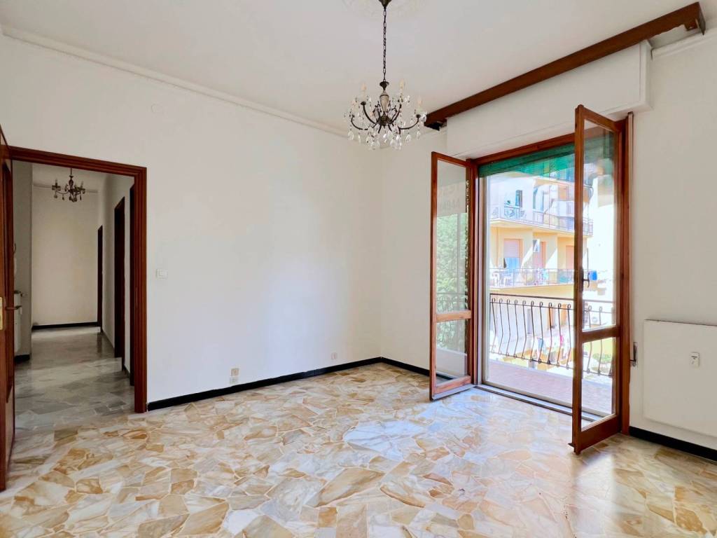 Appartamento a Quiliano in Piazza della Chiesa - Foto 3