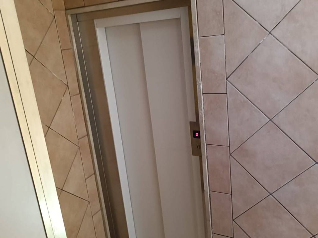 Attico / mansarda a Taranto in Via Zara, 45 - Foto 4