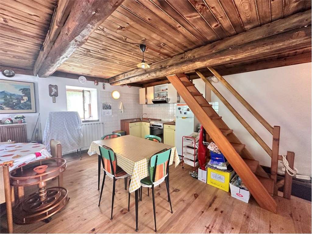 Casa indipendente a Varzo in Via Bauroria, 10 - Foto 4