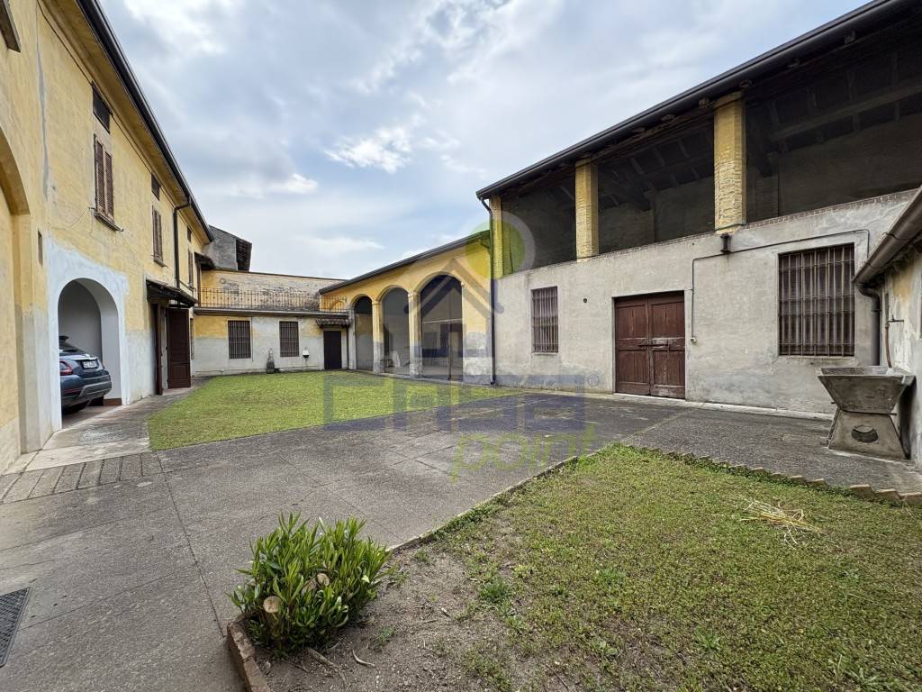 Casa indipendente a Ostiano in via Mazzini 10 - Foto 2