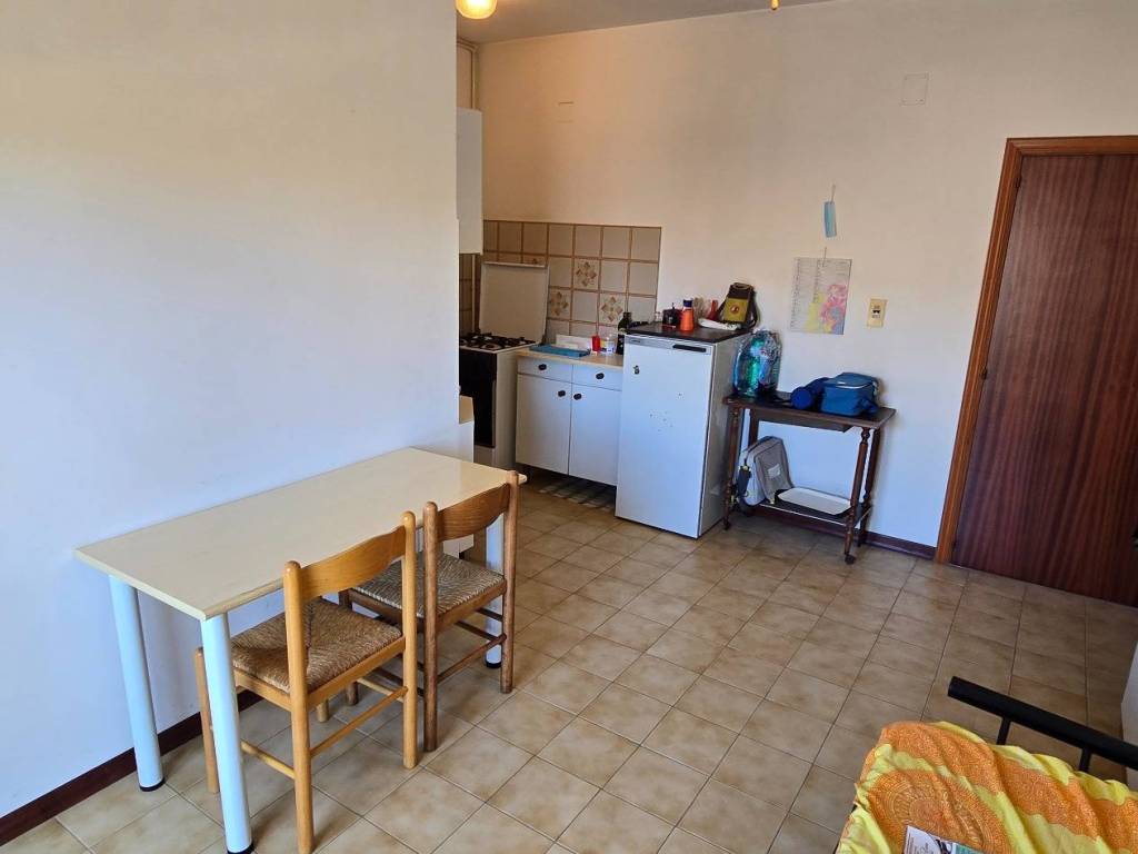 Appartamento a Martinsicuro in Via Dante Alighieri, 62 - Foto 5