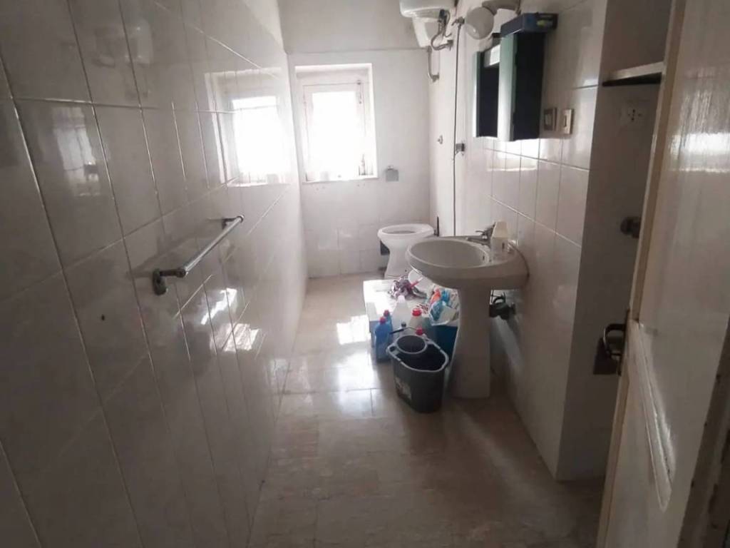 Appartamento a Rodi garganico in Piazza Padre Pio - Foto 2