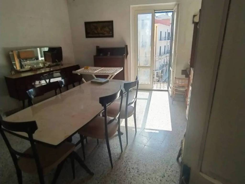 Appartamento a Rodi garganico in Piazza Padre Pio - Foto 5