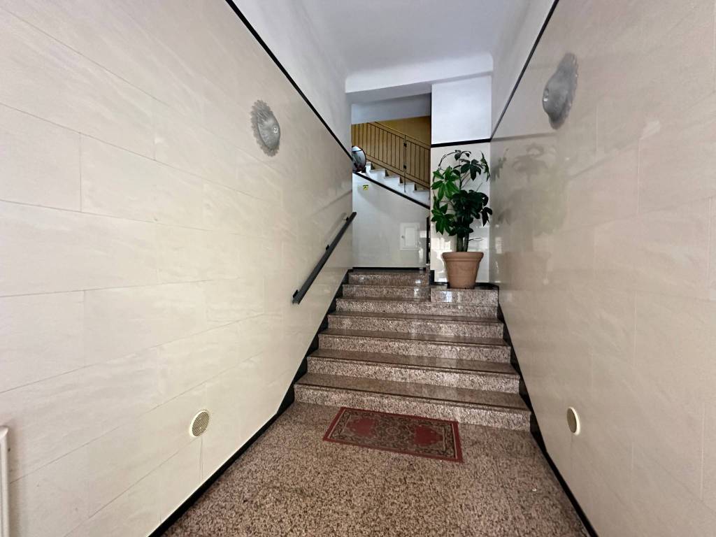 Appartamento a Taranto in Via Pola, 94 - Foto 2