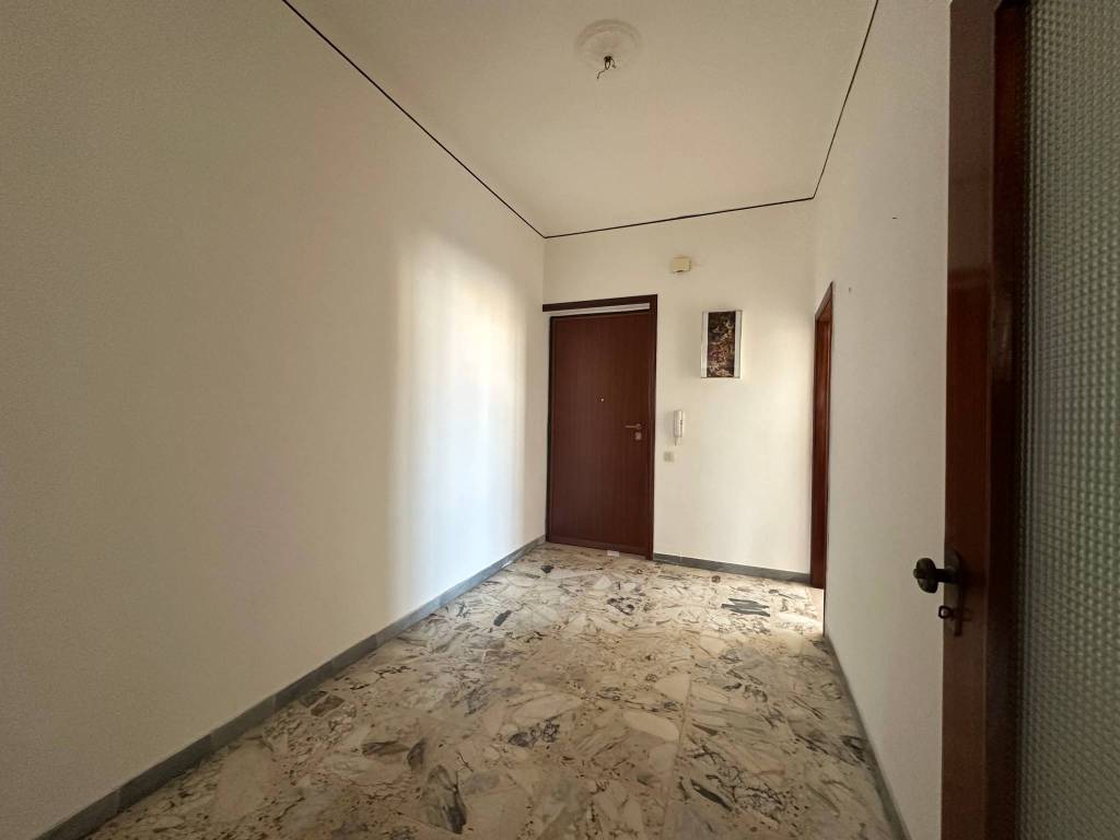 Appartamento a Taranto in Via Pola, 94 - Foto 3