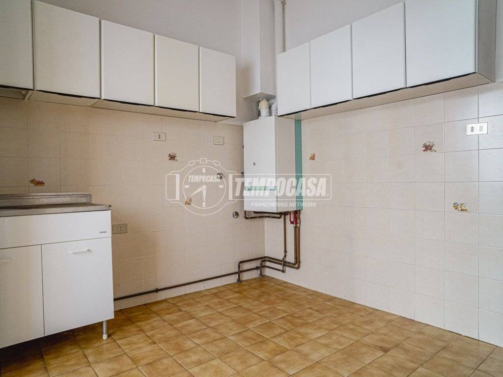 Appartamento a Fano in Via Benvenuto Cellini - Foto 3