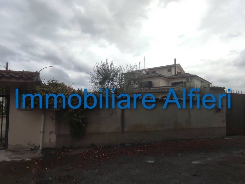 Villa a Pietrelcina in Via Nazionale, 96 - Foto 2