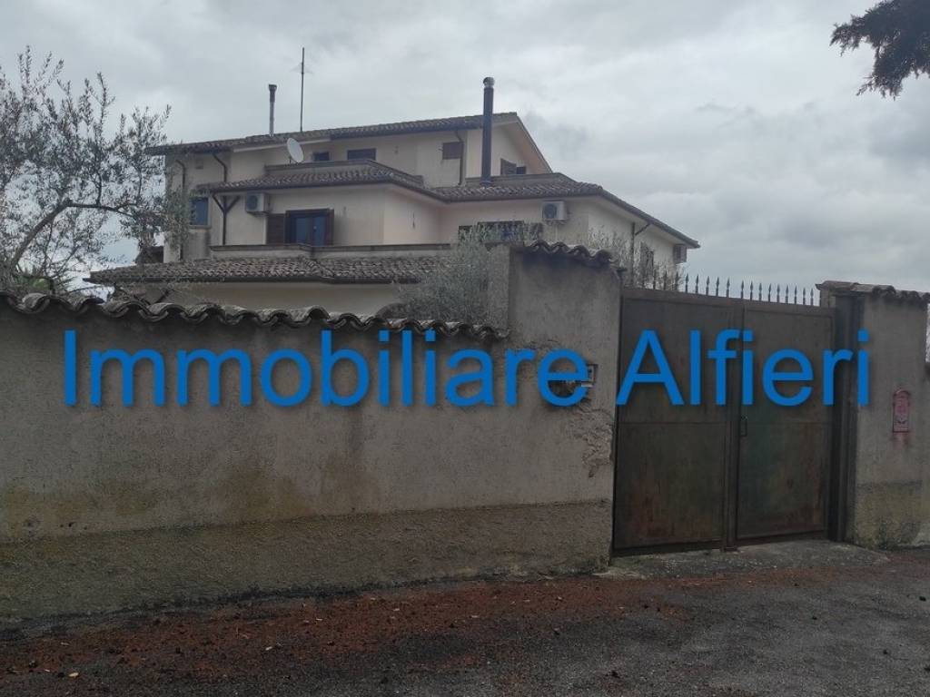 Villa a Pietrelcina in Via Nazionale, 96 - Foto 4