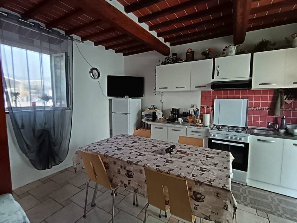 Appartamento a Pescia in Via di Zei - Foto 3