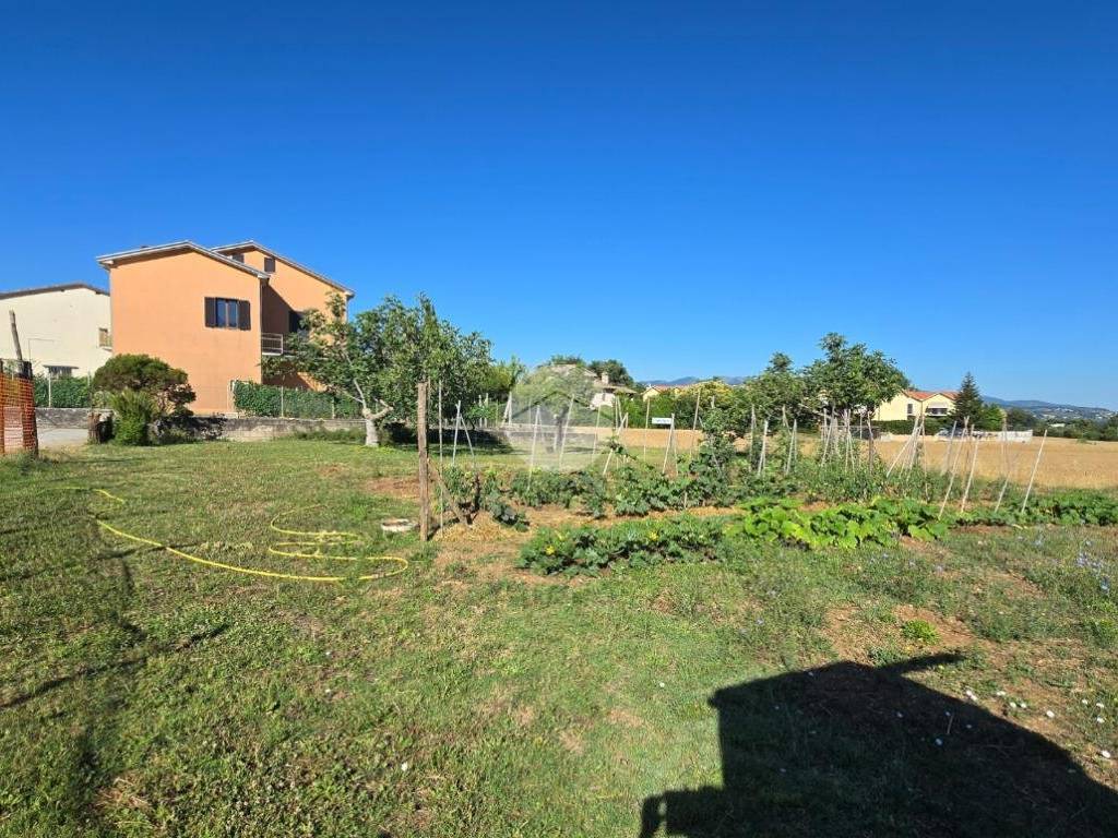 Terreno a Spoleto in Via della Spina, 102 - Foto 4