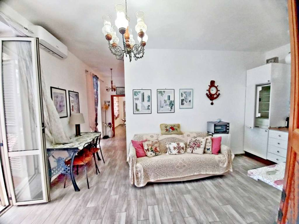 Appartamento a Gaeta in via dell'Indipendenza - Foto 1