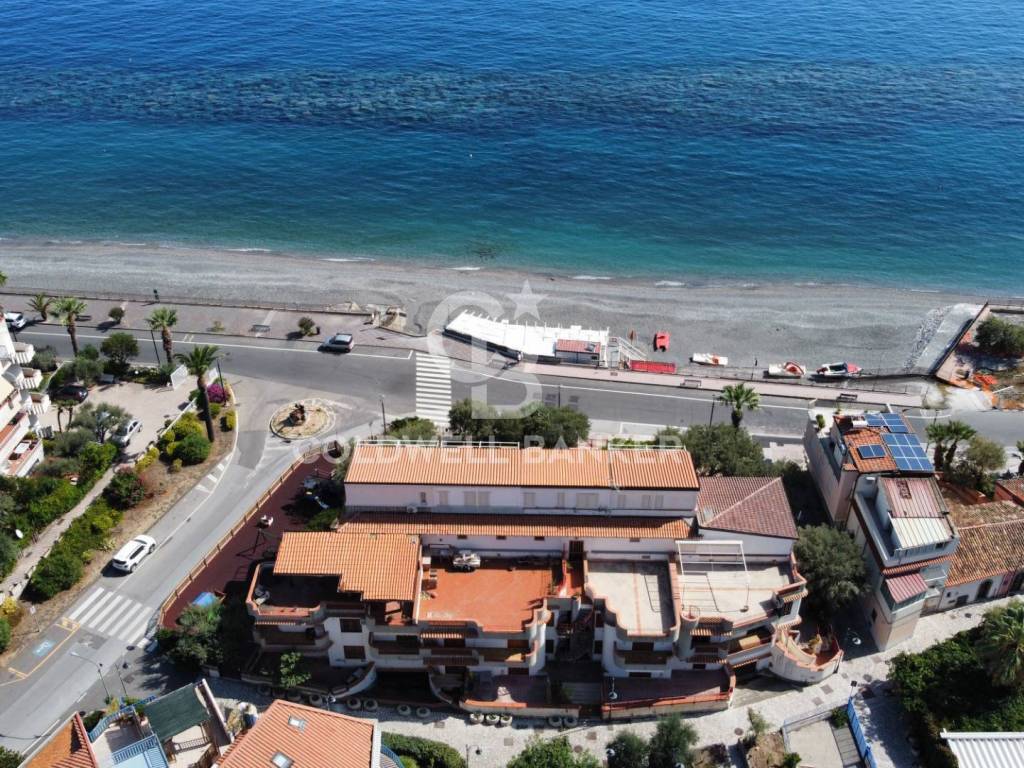 Appartamento a Sant'alessio siculo in via Torre - Foto 3