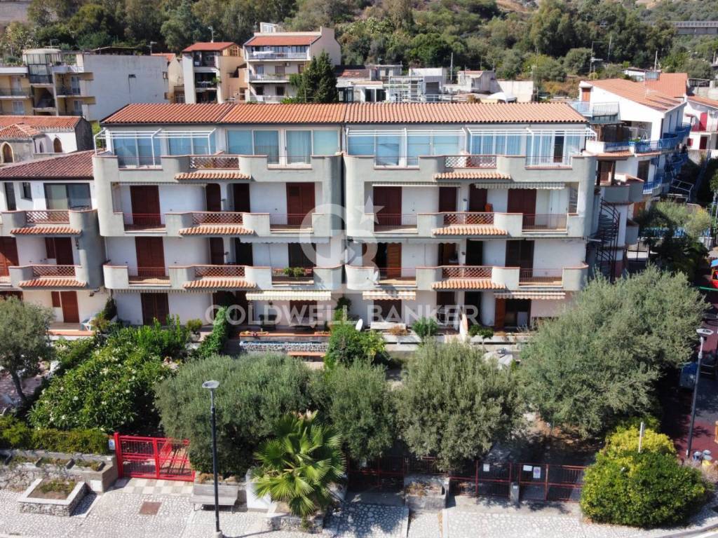 Appartamento a Sant'alessio siculo in via Torre - Foto 5