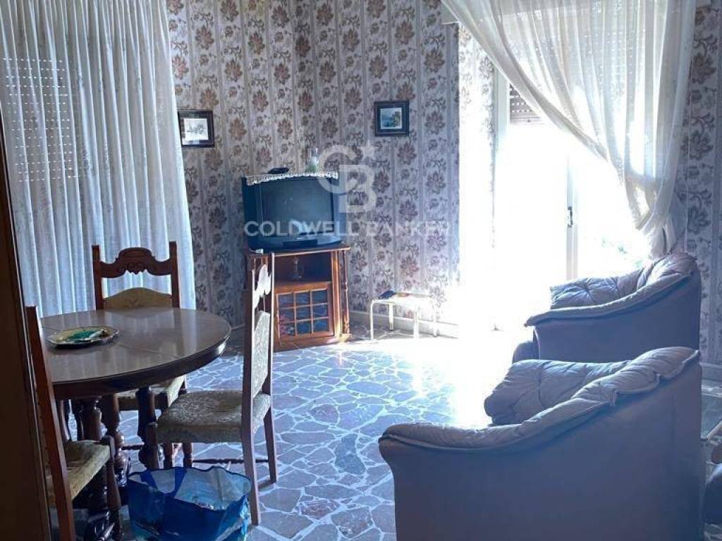 Appartamento a Catenanuova in via dei Caduti in guerra, 9 - Foto 4