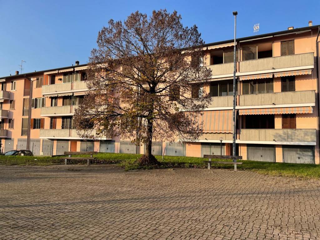Appartamento a Lodi vecchio in Via Martin Luther King - Foto 2