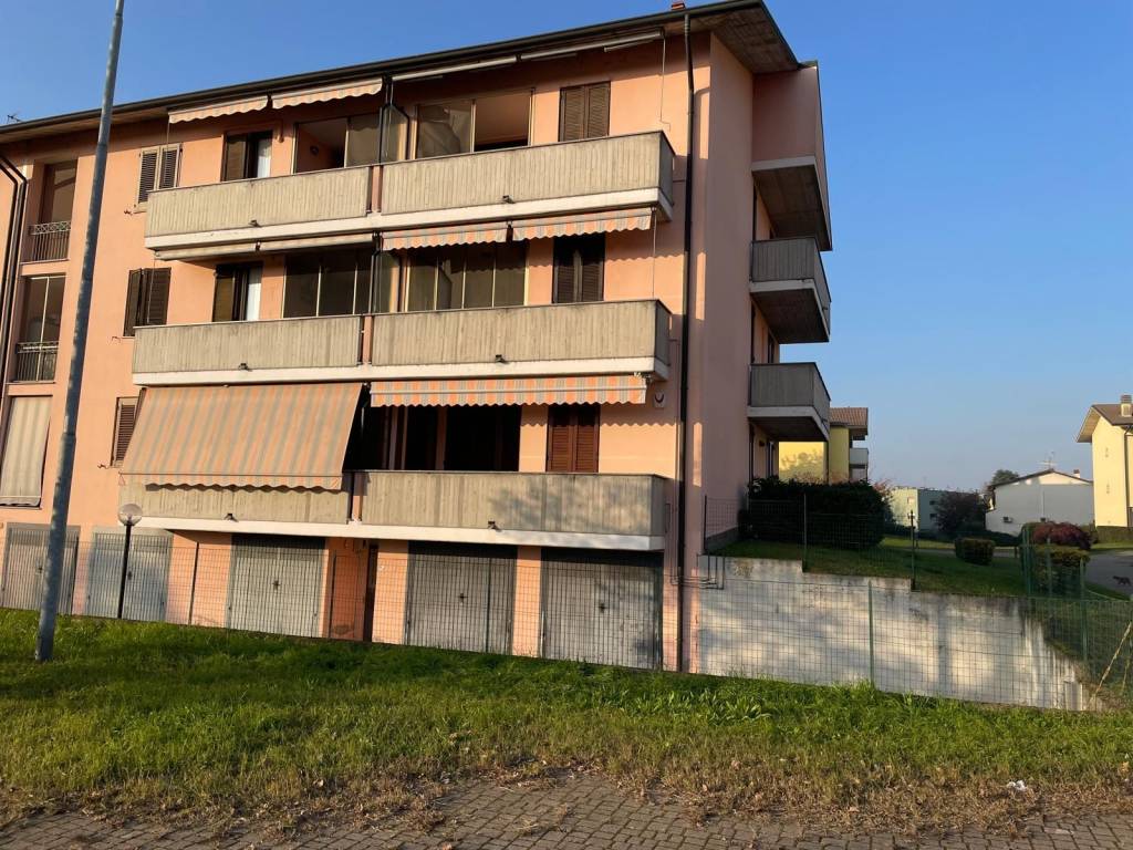 Appartamento a Lodi vecchio in Via Martin Luther King - Foto 4