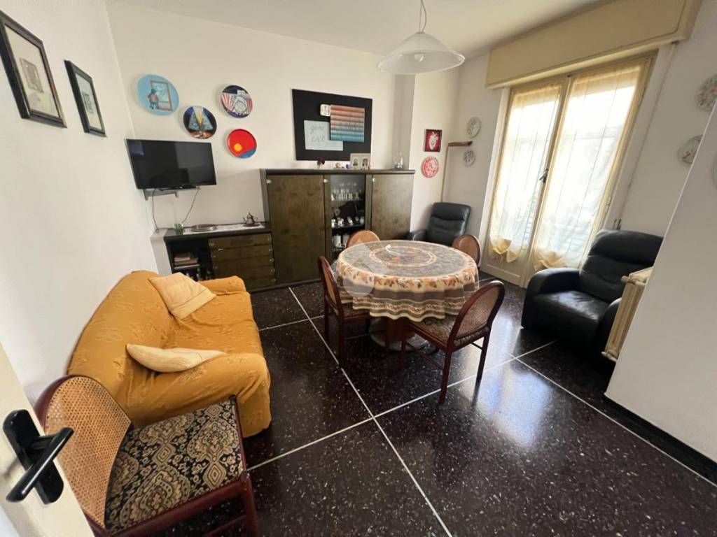 Appartamento a Albissola marina in Viale Faraggiana, 112 - Foto 4