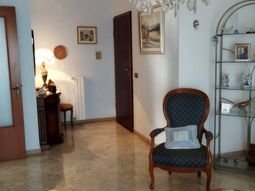 Appartamento a Bari in Via Vincenzo Zaccaria - Foto 3