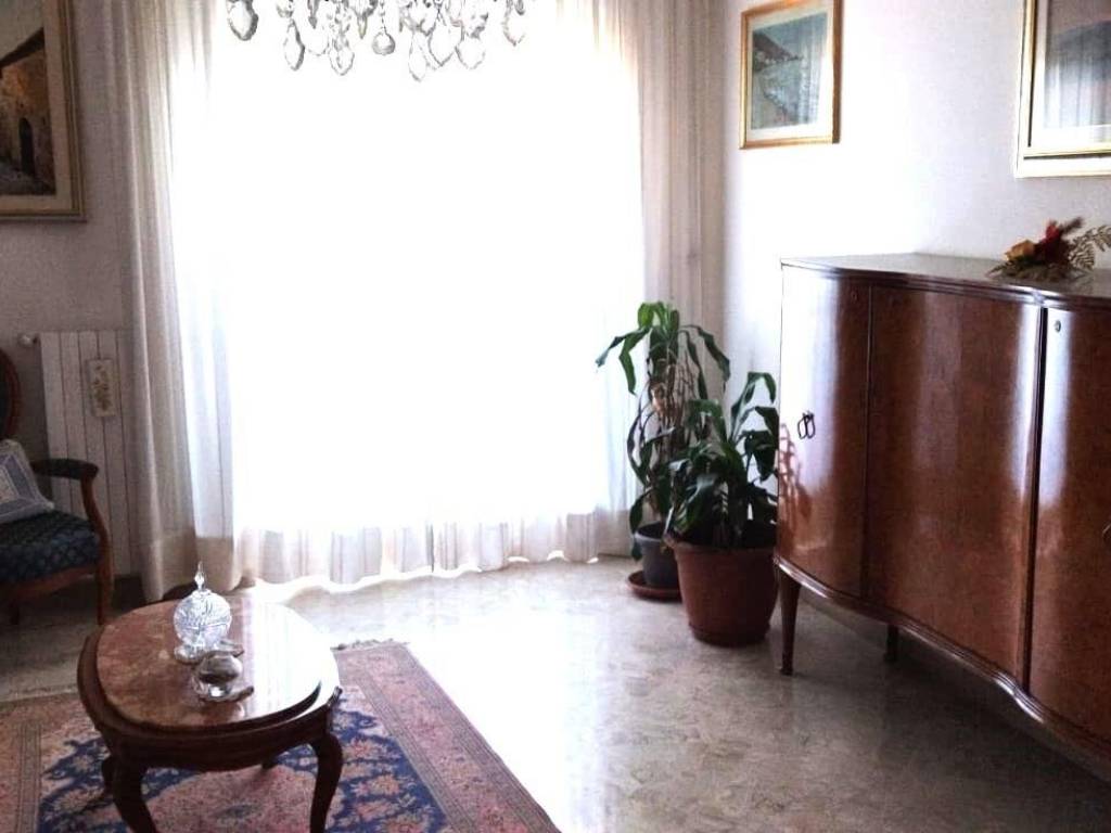 Appartamento a Bari in Via Vincenzo Zaccaria - Foto 4