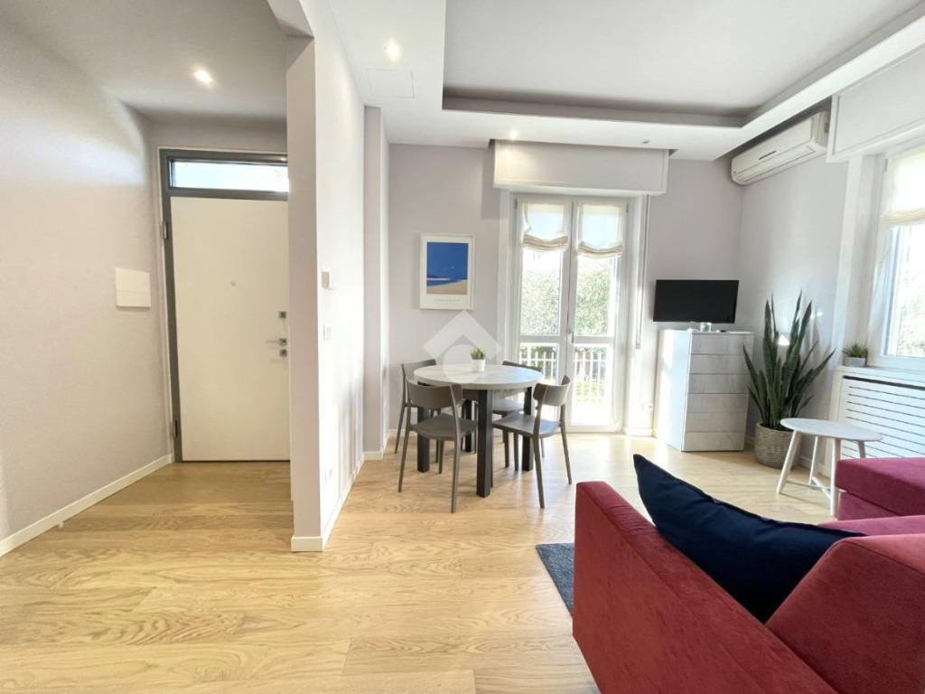 Appartamento a Desenzano del garda in Viale michelangelo, 159 - Foto 5
