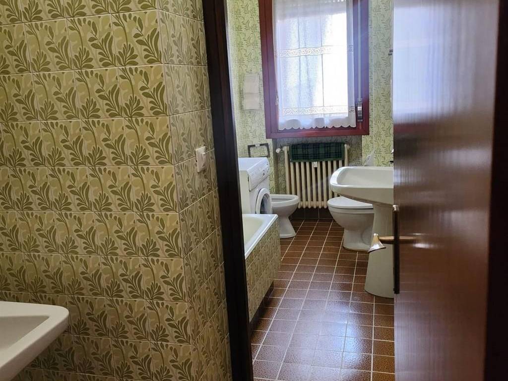 Appartamento a Asti in VIA GOZZANO, 4 - Foto 5