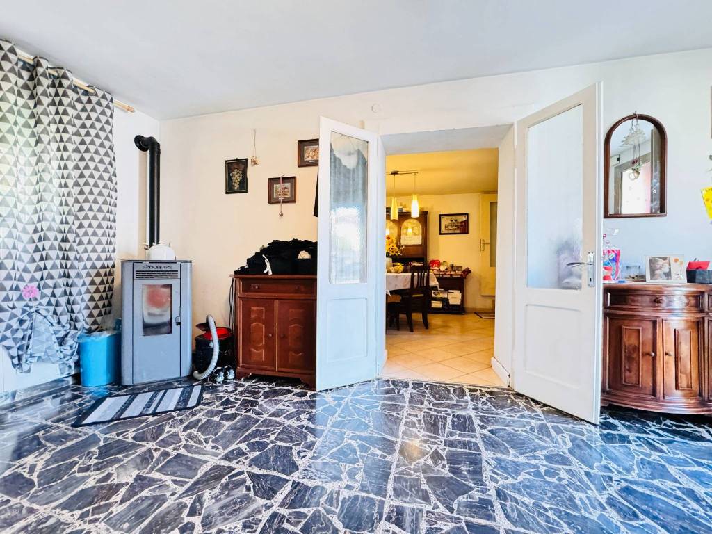 Villa a Legnago in Via Pier Domenico Frattini, 43 - Foto 4