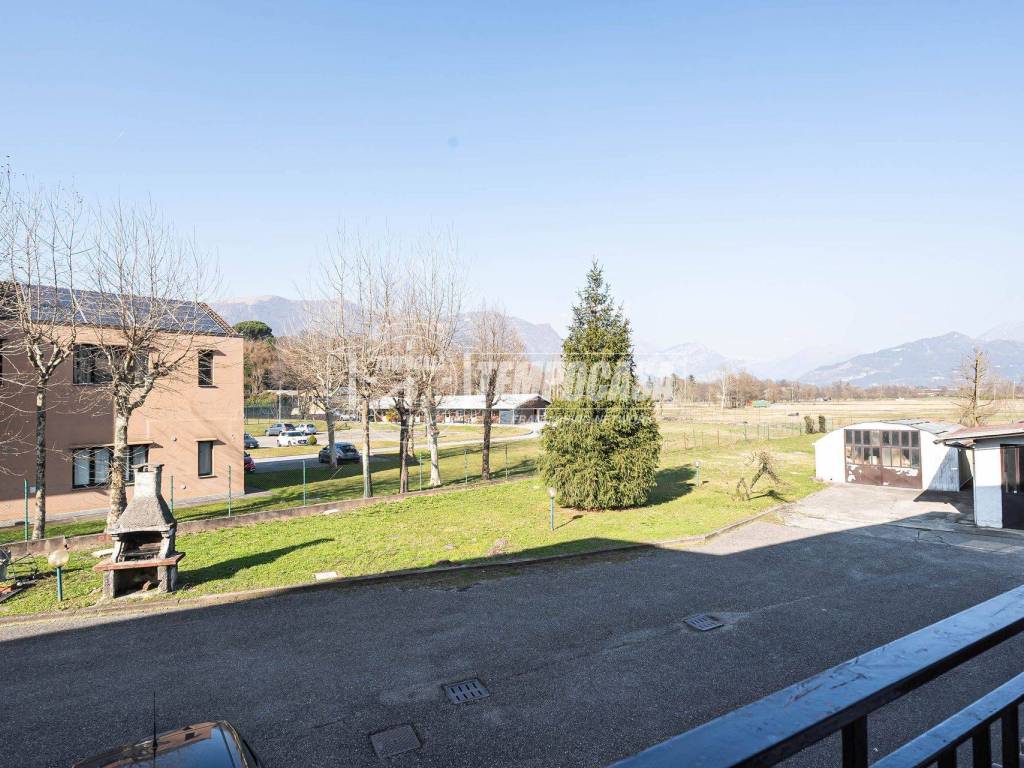 Appartamento a Molteno in Via Aldo Moro 86 - Foto 3