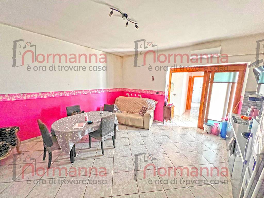 Appartamento a Casaluce in Corso Vittorio Emanuele, 51 - Foto 2