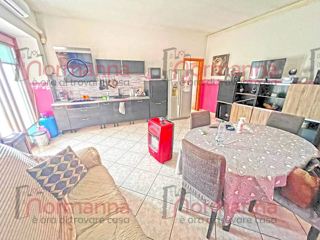 Appartamento a Casaluce in Corso Vittorio Emanuele, 51 - Foto 3