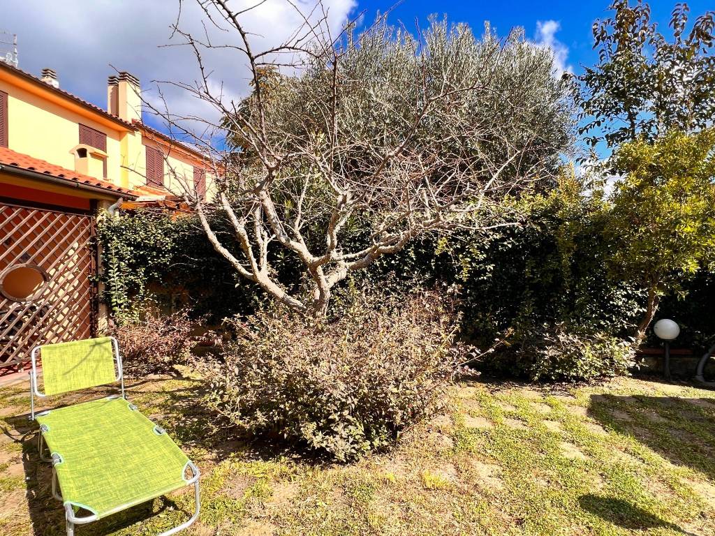 Villa a Montalto di castro in Località Torre di Maremma - Foto 3