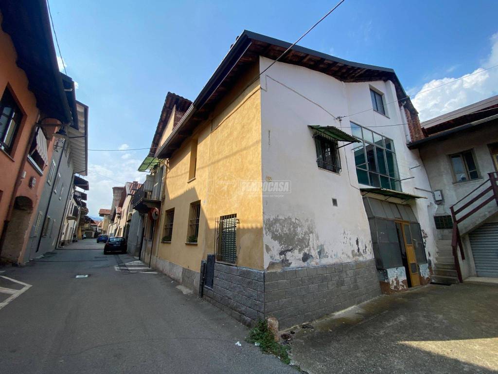Casa indipendente a Salassa in Via (salassa) via cavour - Foto 1